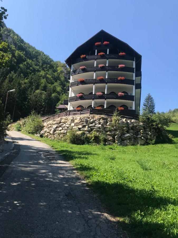 Vila Vraja Muntelui Moieciu de Jos Exteriör bild